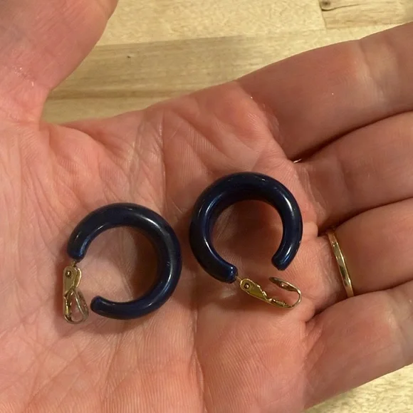 Vintage Navy Hoop Earrings - Picture 4 of 4